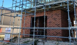 这一判决让数百名不满的顾客陷入了困境