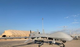 在伊朗誓言报复大马士革袭击数小时后，美国在伊拉克的基地遭到袭击