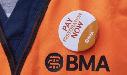 民意调查显示，随着公共部门罢工的继续，人们对政府的同情正在减弱