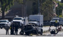 圣地亚哥一名警察与逃逸的汽车相撞，造成一名警察死亡，另一名严重受伤