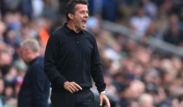 马尔科席尔瓦在转会窗口关闭前透露了富勒姆的转会目标