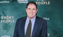 理查德·金德，更多的加入肯尼迪中心即将到来的再见小鸟