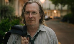 影后电视评论：慢马，Morman老婆的秘密生活，Outlast和The Perfect Couple