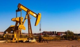 突发新闻——奋进能源公司创始人、美国最富有的石油大亨奥特里·斯蒂芬斯去世，享年86岁