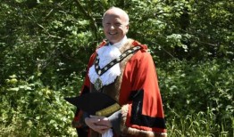 测试谷前市长因违反规划执法被起诉