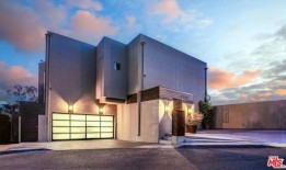 Nicole Scherzinger在洛杉矶出售670万美元的豪宅