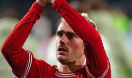 格列兹曼率领的马竞队将与巴塞罗那队和前队友约＜s：1＞奥·法萨里克斯争夺西甲冠军