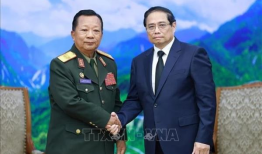 越南总理Ph？m Minh Chính会见老挝副总理、国防部长