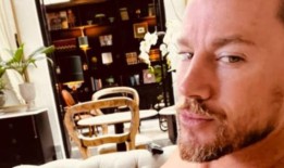 “我永远拥有你”：查宁·塔图姆在《眨眼两次》首映式后对未婚妻佐伊·克拉维茨的可爱致敬