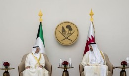 阿米尔带领祝福者欢迎科威特阿米尔代表