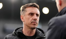 阿森纳球星猛烈抨击了加里·内维尔做出的“荒谬”决定