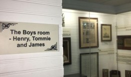 汉克·亚伦童年的家搬到了原来的莫比尔社区