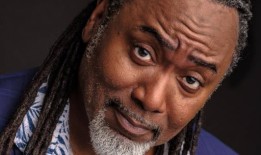 雷金纳德·D·亨特在苏格兰小镇的喜剧演出因以色列边缘纠纷被取消