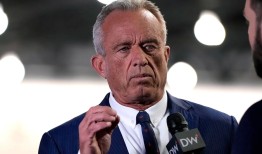 小肯尼迪与奥利维亚·努齐的风流韵事的新细节浮出水面