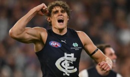 蓝军在AFL大胜中打破了轰炸机队的泡沫