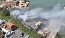 汉普郡垃圾处理中心的老板在大火中发言