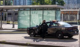 温哥华市中心发生随机袭击，1人死亡，1人重伤：VPD