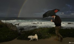 随着另一场风暴的到来，加州为“危及生命”的洪水和飓风做好了准备