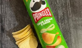 骄傲，根据共和党的提议，六月节的旗帜将被禁止出现在国会大厦