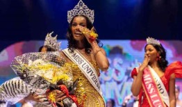 南非选美大赛结束后，选美皇后赢得尼日利亚小姐
