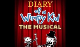 听听萨顿·福斯特、诺伯特·利奥·巴兹和莫尔演唱《小屁孩日记》音乐剧的开场