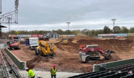 里克伍德油田正在建设中，历史遗迹被挖掘出来