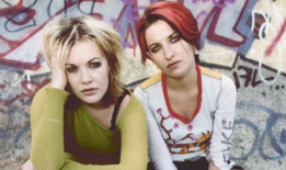 成功近30年后，90年代的流行乐队真的面目全非