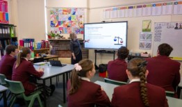 悉尼排名第一的学校的HSC平均各科成绩为89.4分你的学校怎么样？