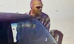 克雷格因涉嫌在布隆伯格农场绑架而被定罪