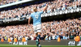 曼城2-1布伦特福德：哈兰德为英超冠军双冠王