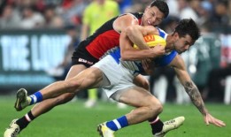 里昂捍卫了圣徒队的比赛风格，并留下了标签