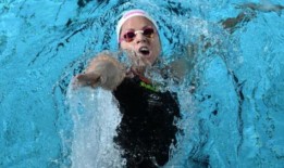 艾米丽·西博姆的使命是激励她的孩子和其他母亲