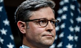 约翰逊在2015年表示，特朗普不适合担任总统，可能会“危险”