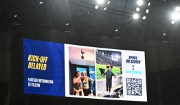 卡拉巴格主帅古尔班·古尔巴诺夫愤怒地解释热刺推迟开球：“不应该发生”