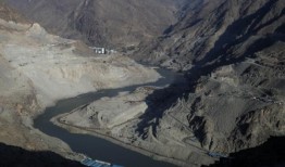 e-does-the-treaty-fit-into-broader-india-pakistan-relations＞在哪儿该条约是否符合更广泛的印巴关系？