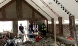 数百万美元的基金支付重新安置飓风破坏的市场，Māori土地上的房屋