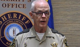 当局在肯塔基州东南部沿75号州际公路搜寻枪手，造成7人受伤