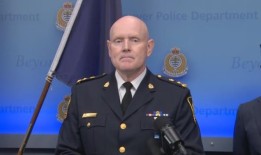 温哥华市中心发生随机袭击，1人死亡，1人重伤：VPD