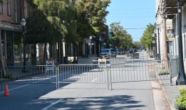 市政府表示，莫比尔市中心大楼的外墙可以保存下来