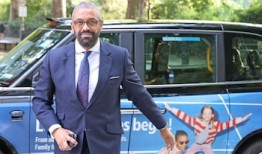 政治最新消息：保守党议员称他将提名普里蒂·帕特尔为下一任党领袖