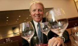 Patrick Guilbaud餐厅的利润下降了51%，原因是管理费用的增加