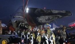 韩国对波音飞机进行检查，努力寻找飞机失事的原因