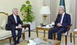 联合国秘书长会见巴基斯坦总理，讨论镇压后阿富汗难民的情况