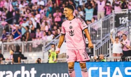 路易斯·苏亚雷斯让国际米兰的球迷们忘记了梅西的缺席