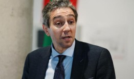 “你什么都没看到”——西蒙·哈里斯回击了党内的批评