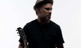 诺伯特·利奥·巴兹学会了独处