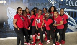 40岁以后你还能玩双荷兰语吗？丹佛俱乐部说：“来吧！””