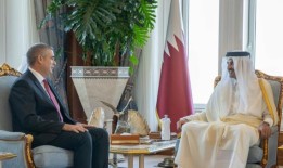 阿米尔接受了六位新任驻卡塔尔大使的国书