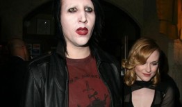 玛丽莲·曼森撤销对前埃文·雷切尔·伍德的诉讼