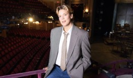 对贝蒂和菲利普·博伊金来说，哈德斯敦基本上就是父母的陷阱